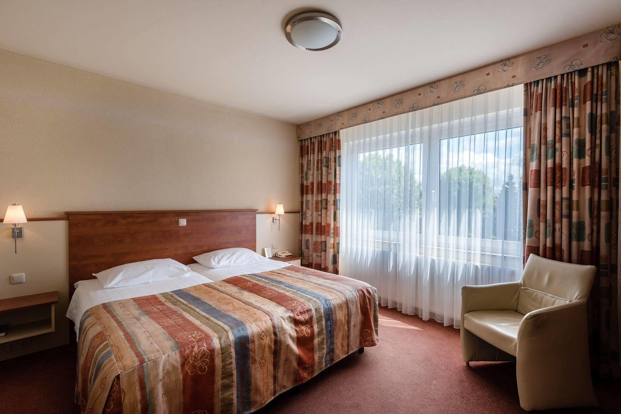 אפן Hotel Berghoeve מראה חיצוני תמונה