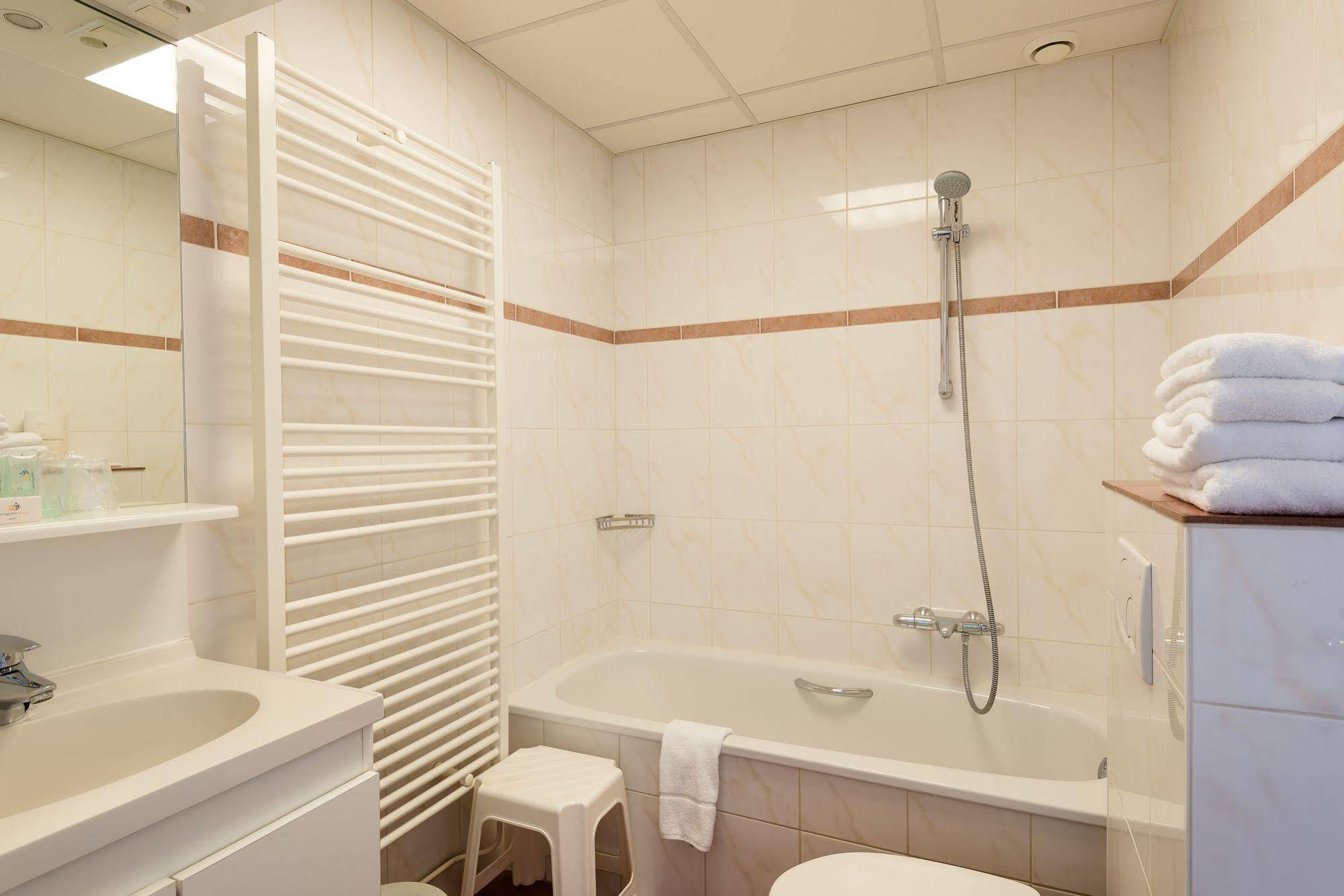 אפן Hotel Berghoeve מראה חיצוני תמונה